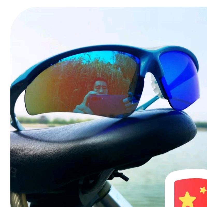 萧萧落叶红