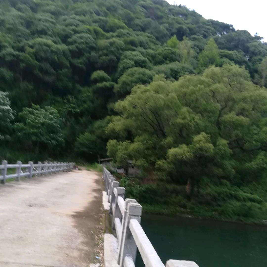 护眼使者，云淡风轻