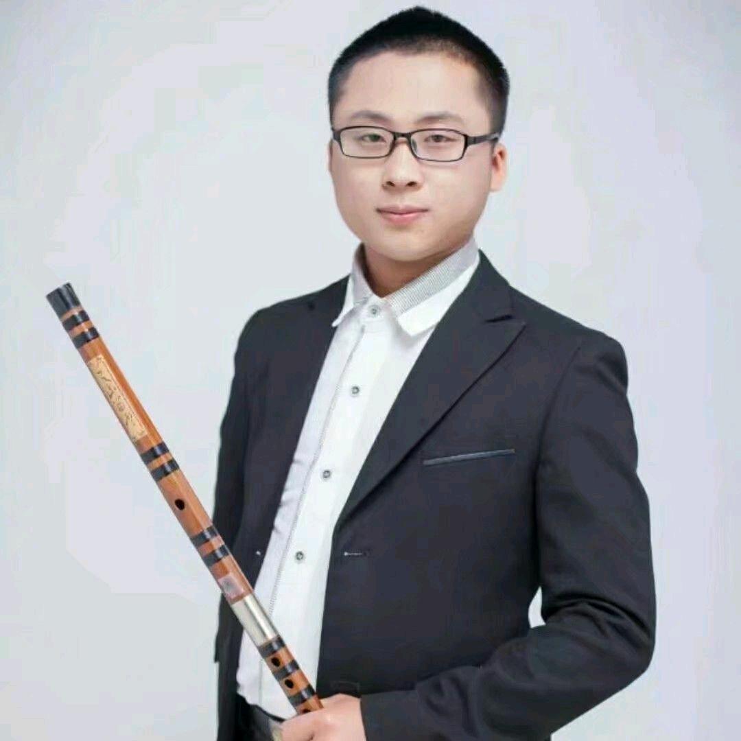 江老师严笛