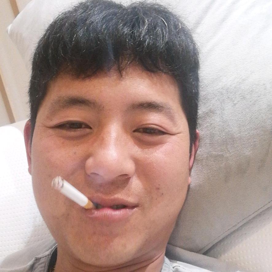 阿勇1881178547603