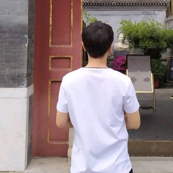 华帝牛金龙