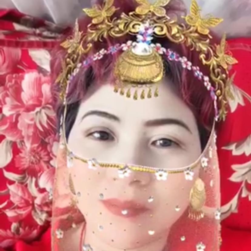 徐彩英拒绝合拍