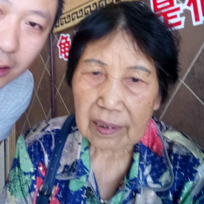 俏婆婆