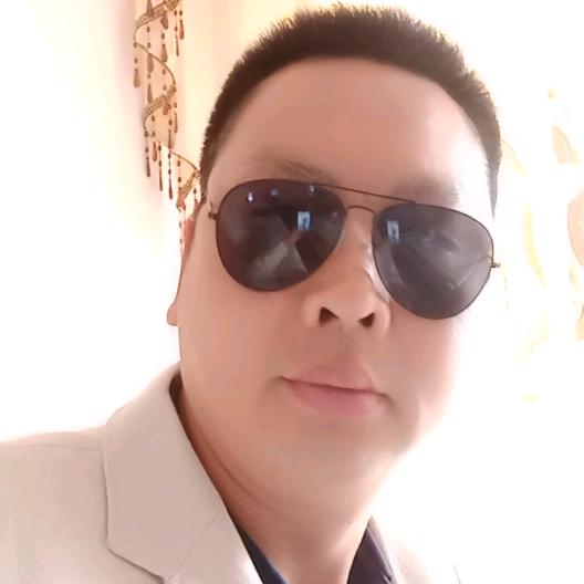 铲车师傅