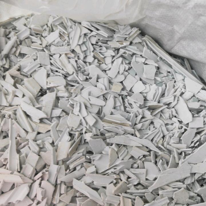 大量回收塑钢(封边条沫)铝合金.不