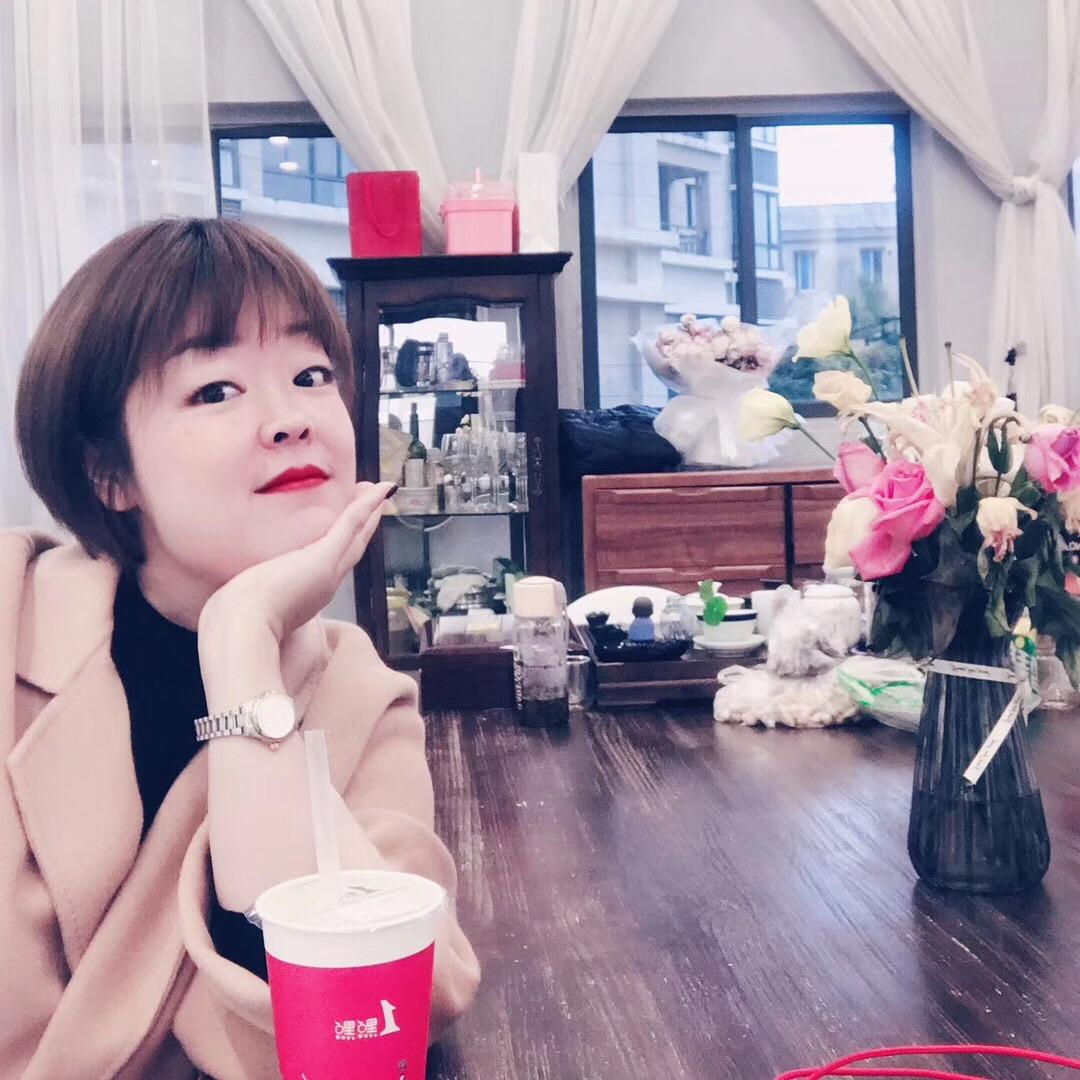 张菲 艾格