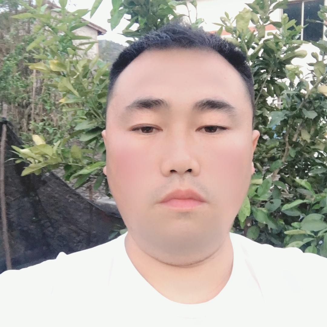 别回头(♡ ὅ ◡ ὅ )ʃ♡