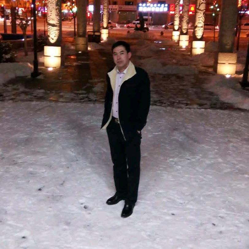 老鼠抗刀，满地找猫