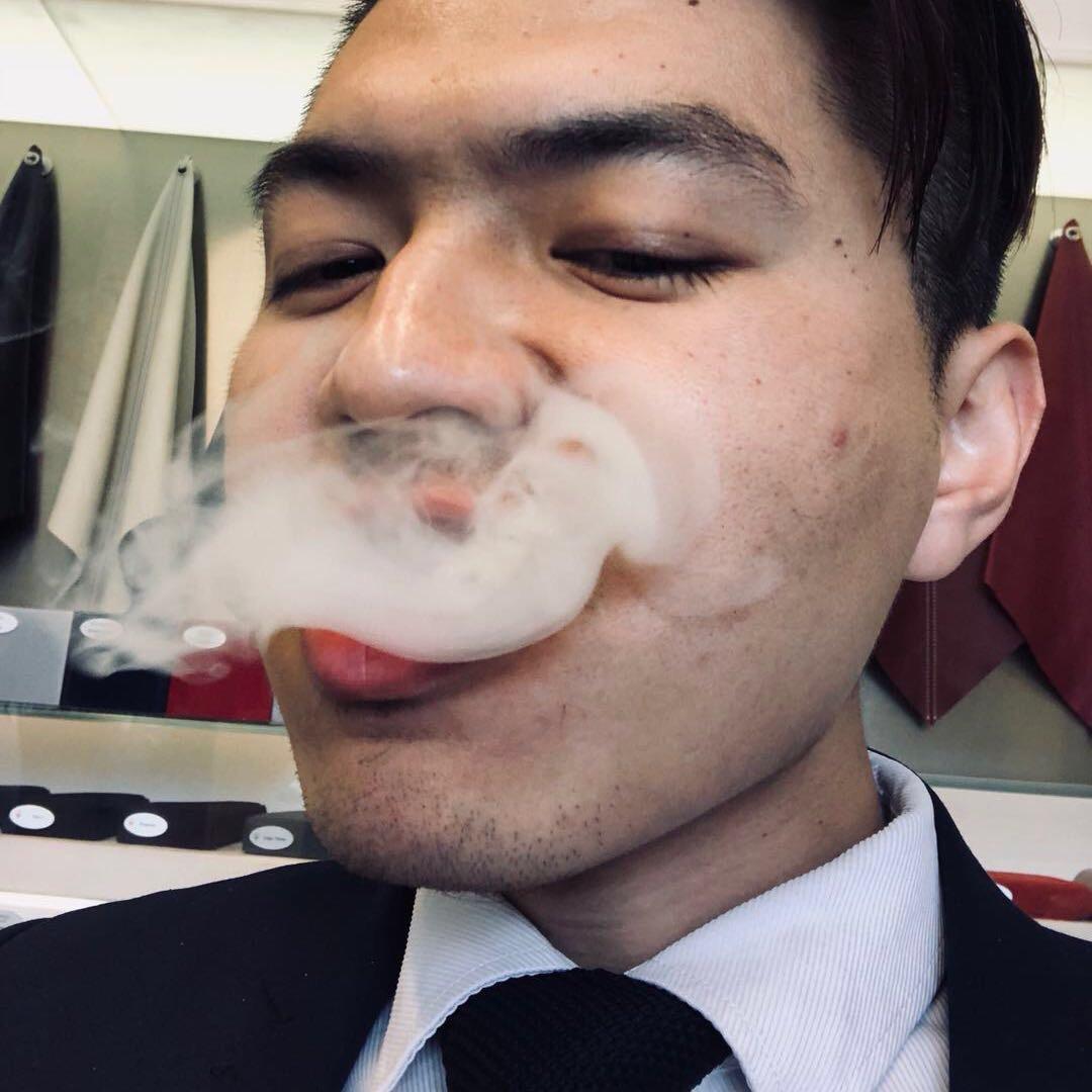 胡子拉碴的赵叔叔