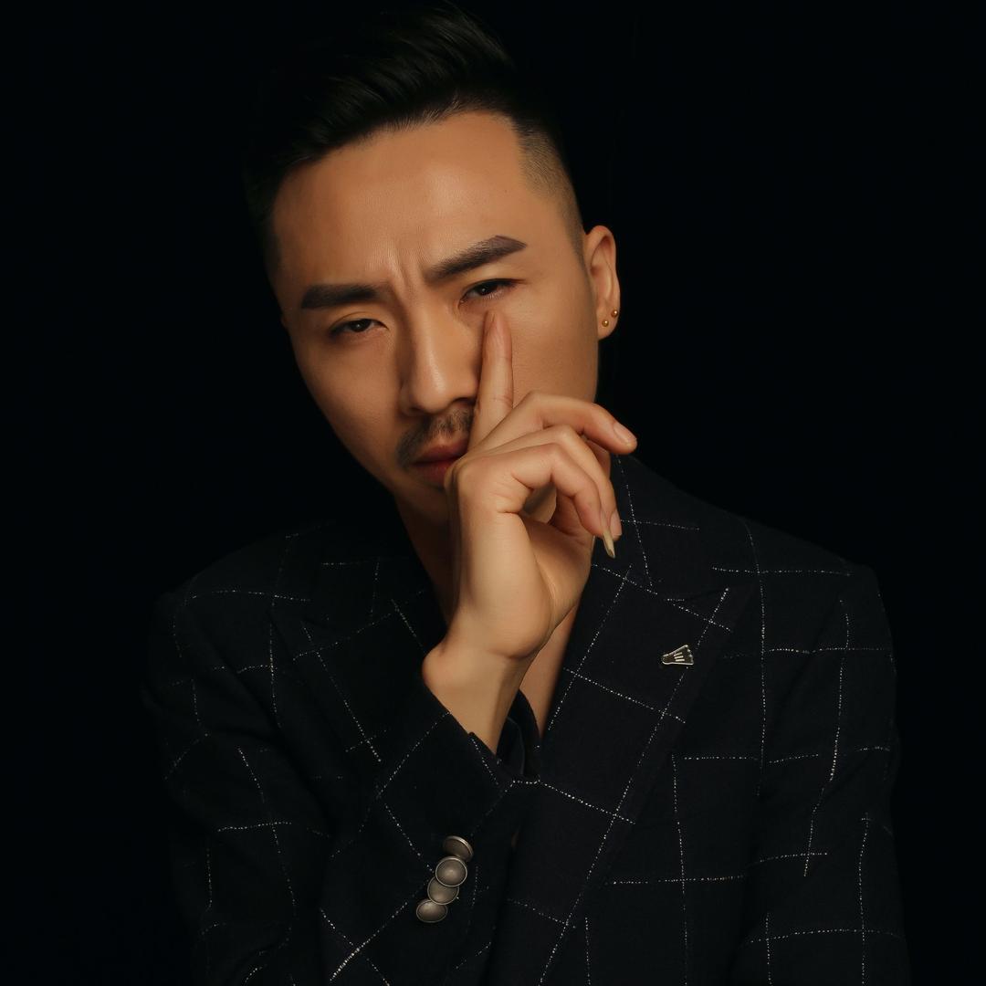 炫s护肤造型