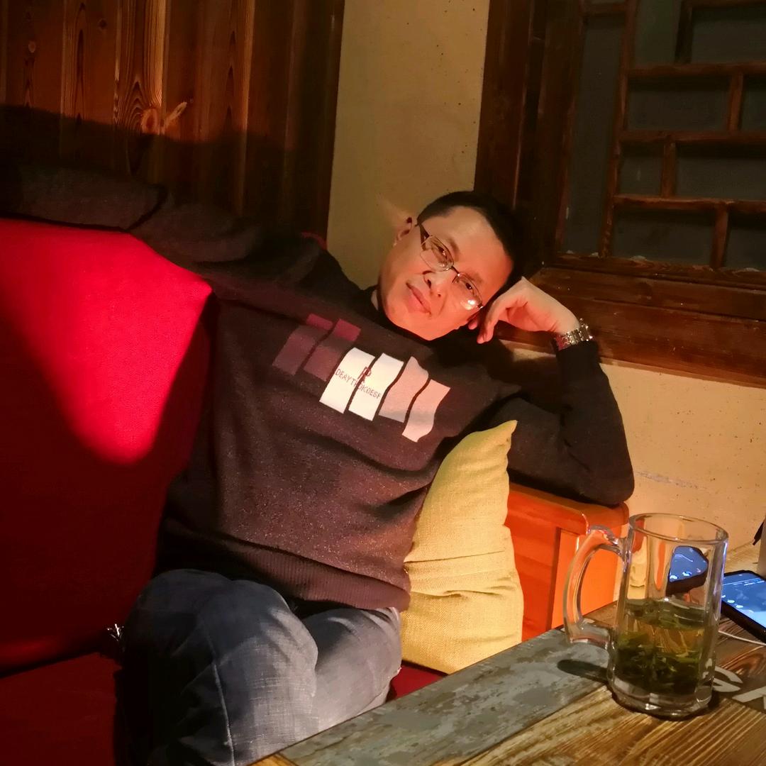 过去，让他过去。专业仿瓷乳胶漆。