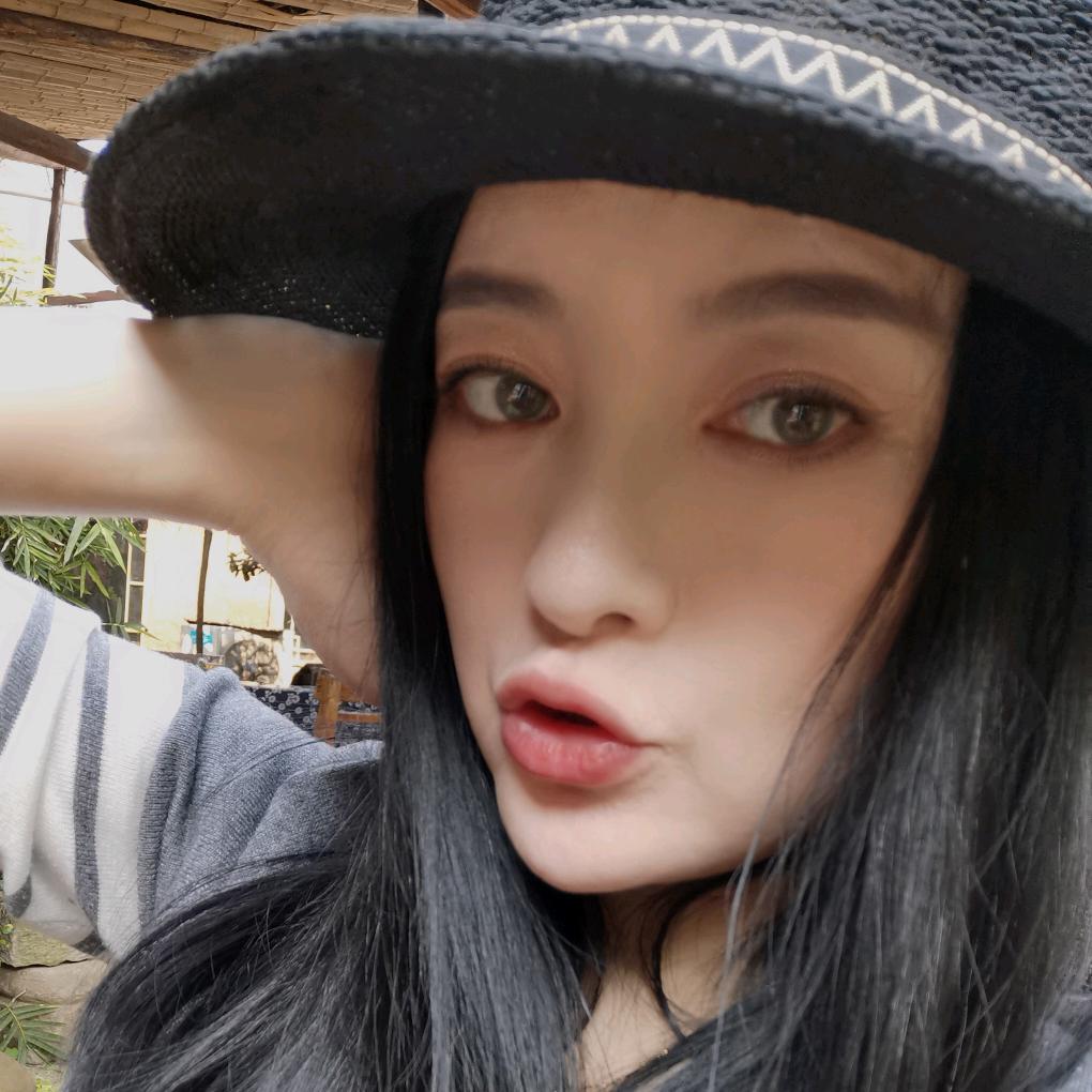 竹湾山庄·信子