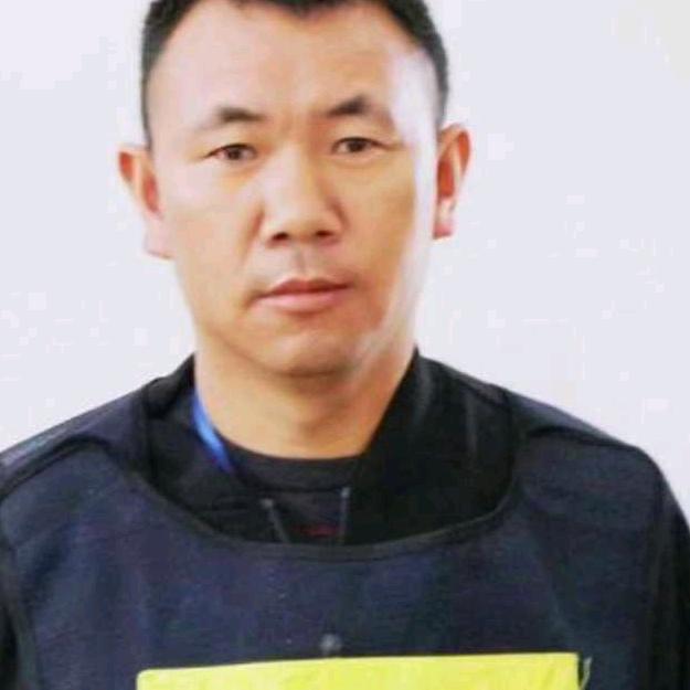 鹏程驾校谢亚东