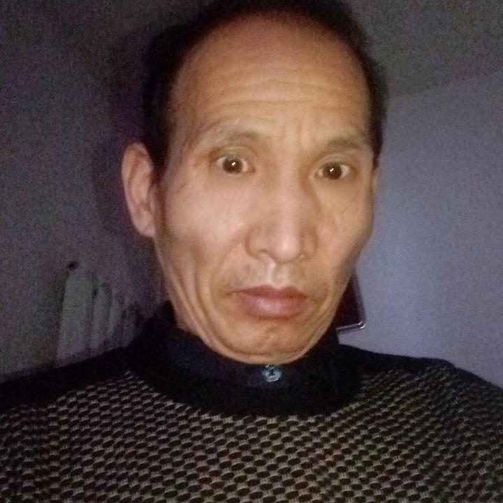 )臧小启