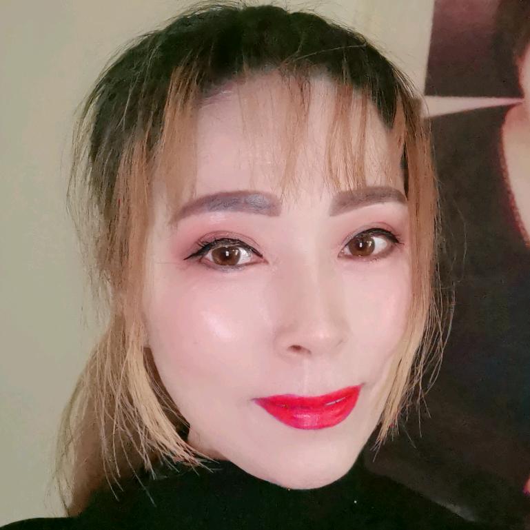 梅目传情