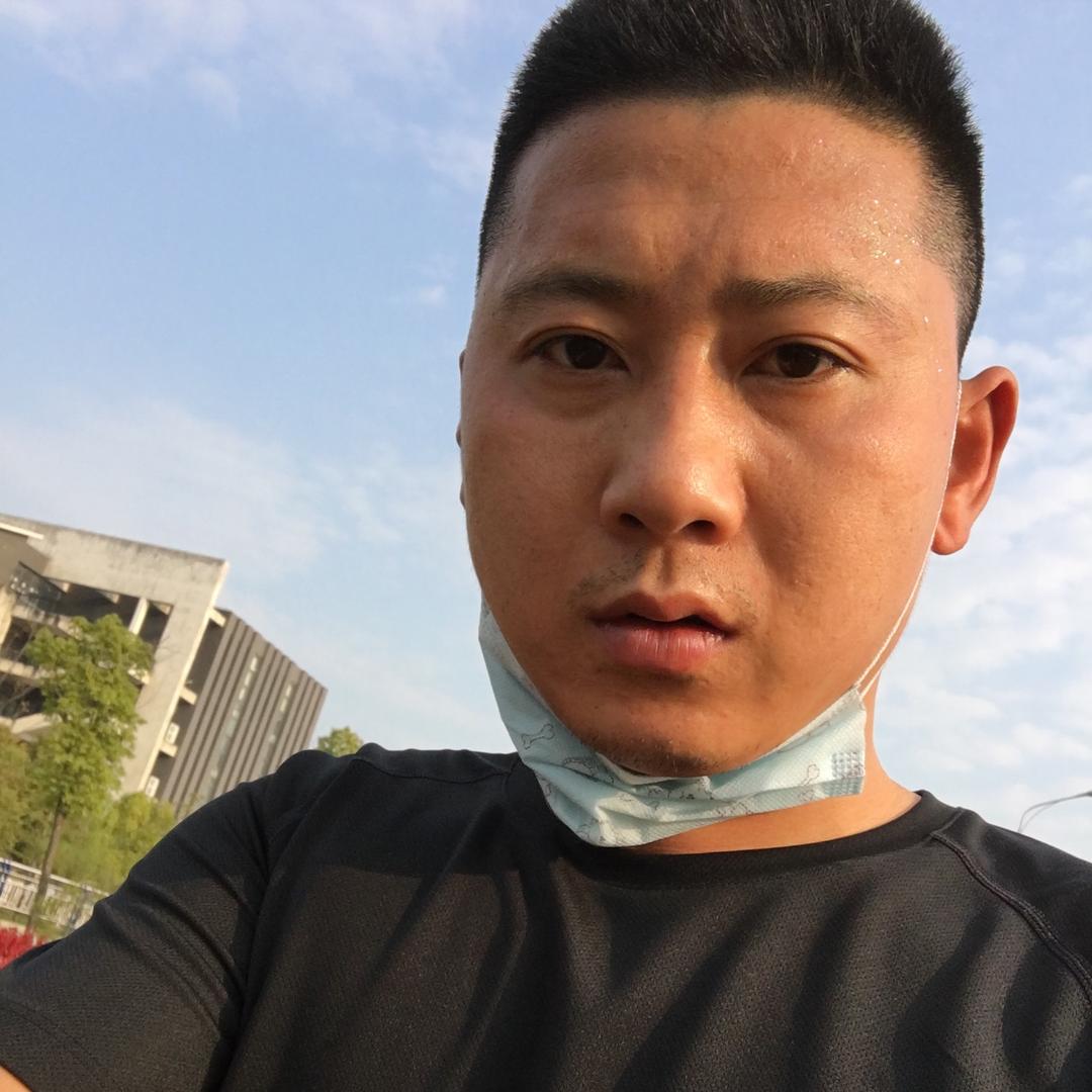 王伟鸡锁骨