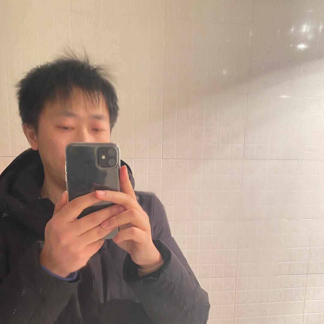 黑小哥(手机摄影）