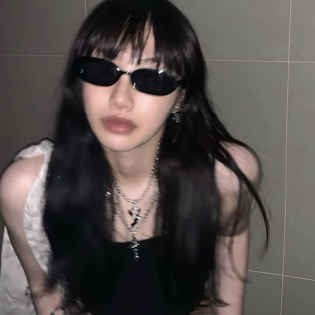 1Nn.