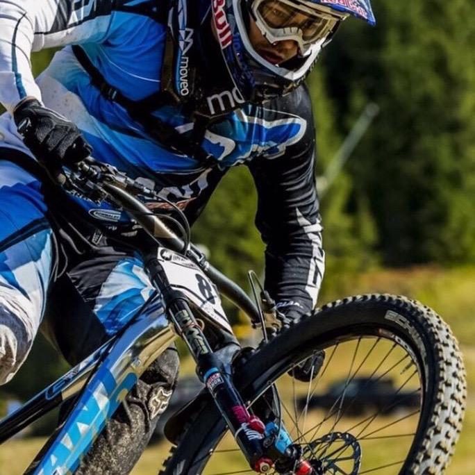 潮漫酒店(济南高新会展中心店)