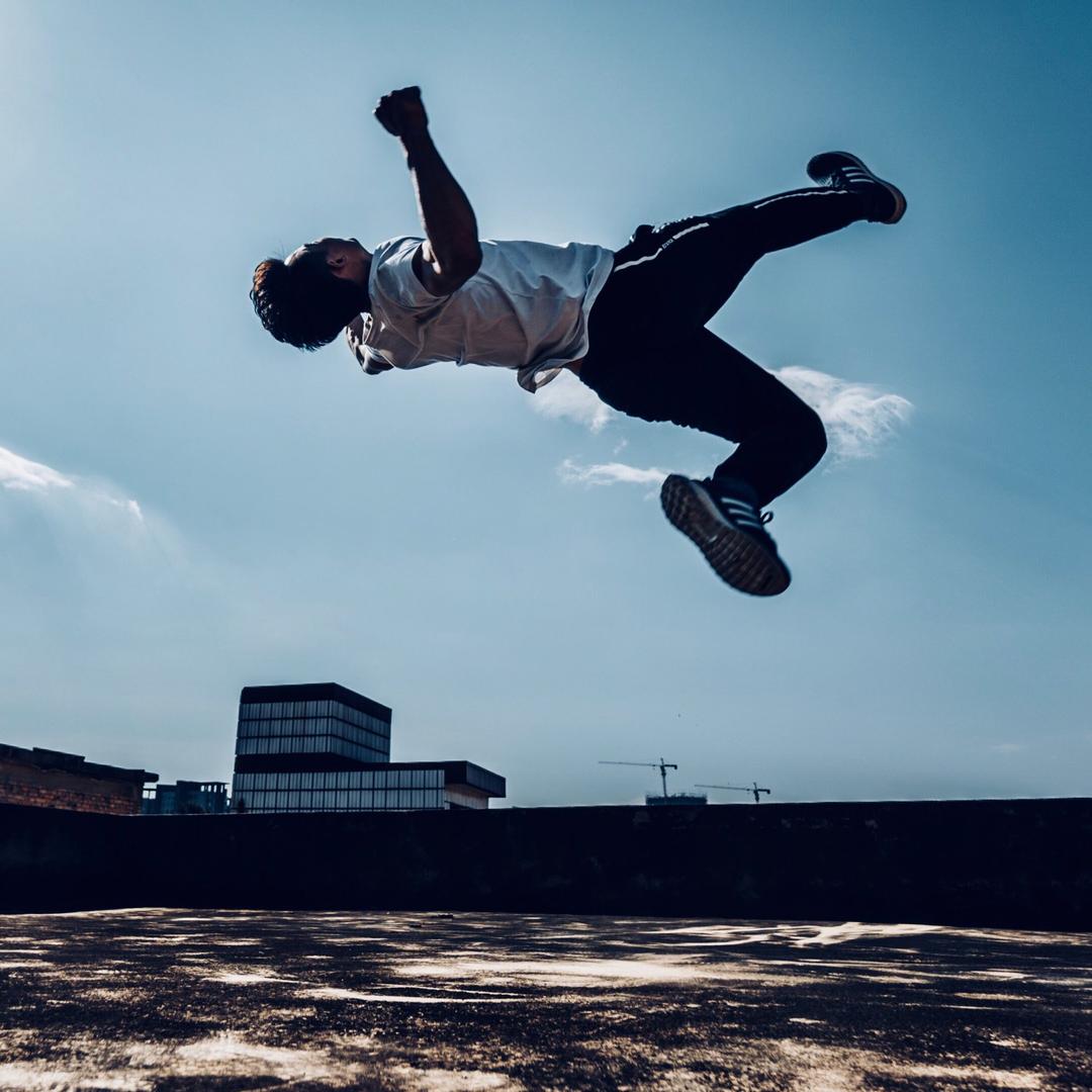 跑酷Y小强@抖音