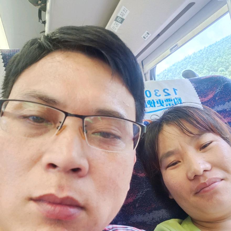 陆家三哥