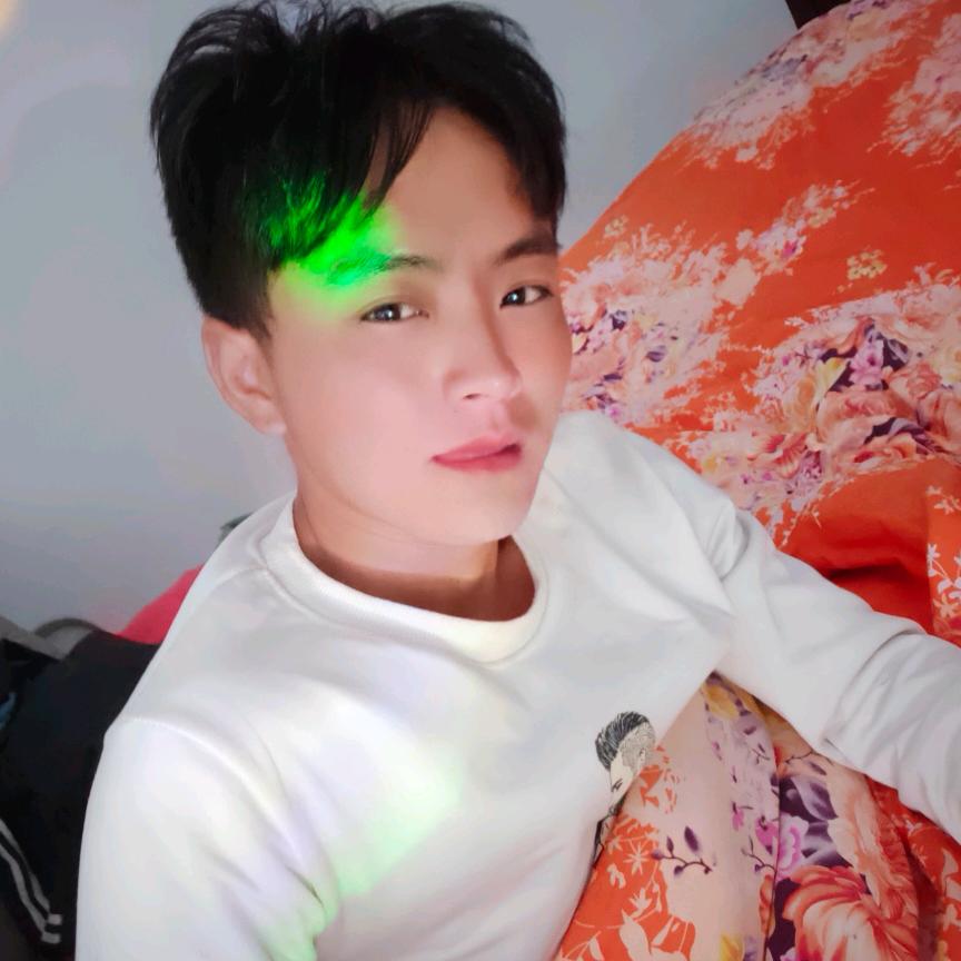 o(*≧▽≦)一戴小饼干