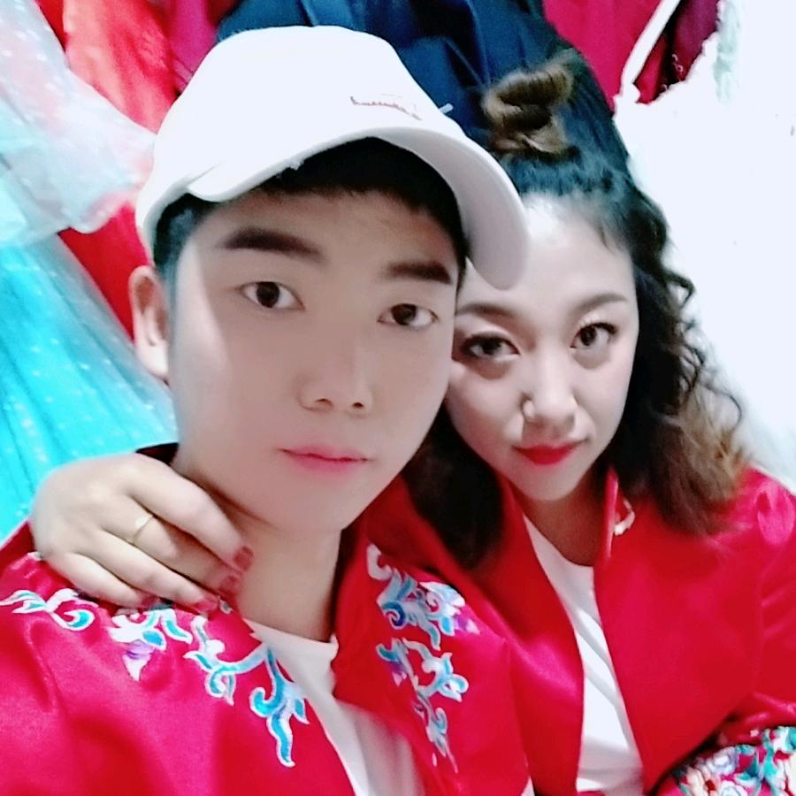 A    💋     张先森🚹