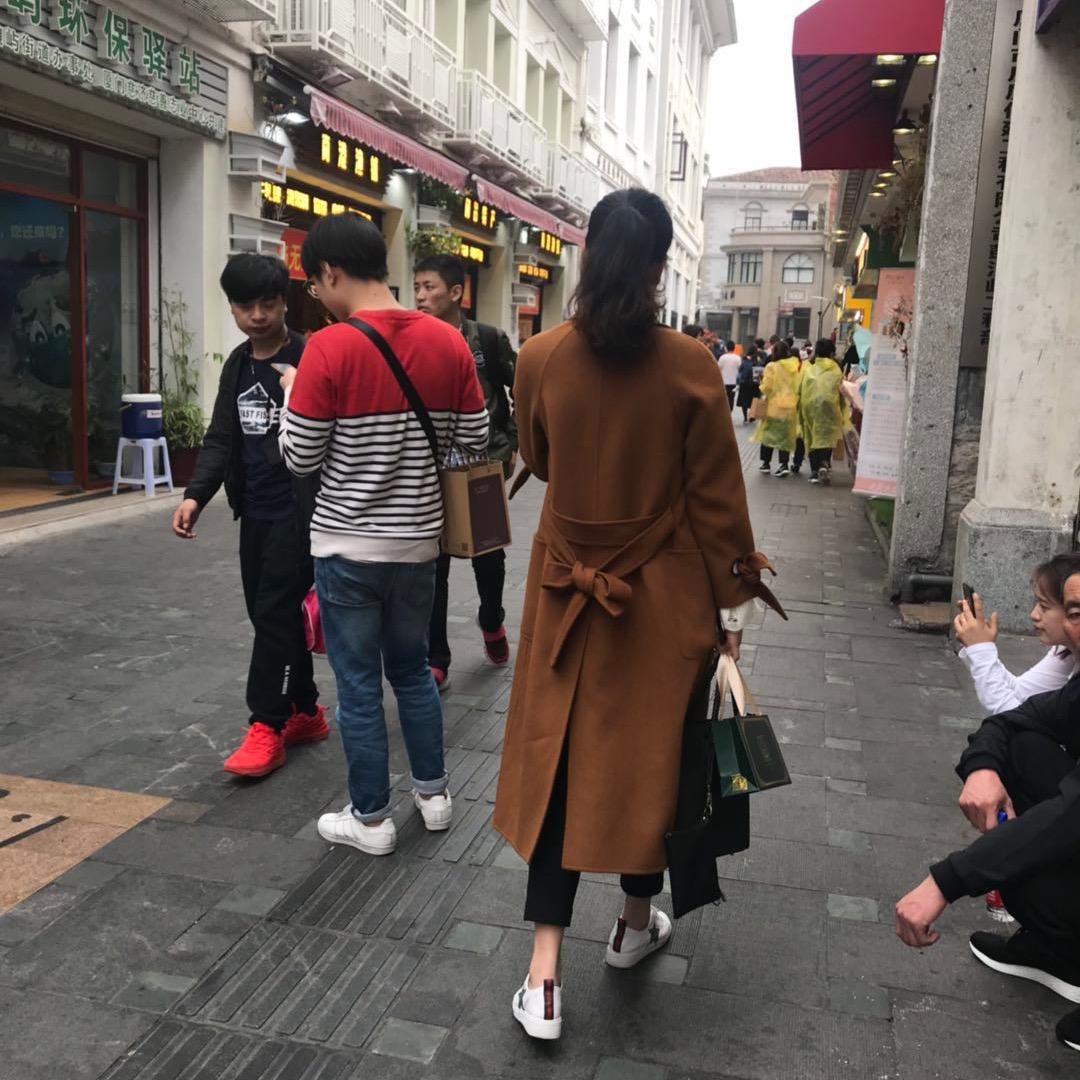 葛仙村大门口（仙村土菜馆）嘻嘻