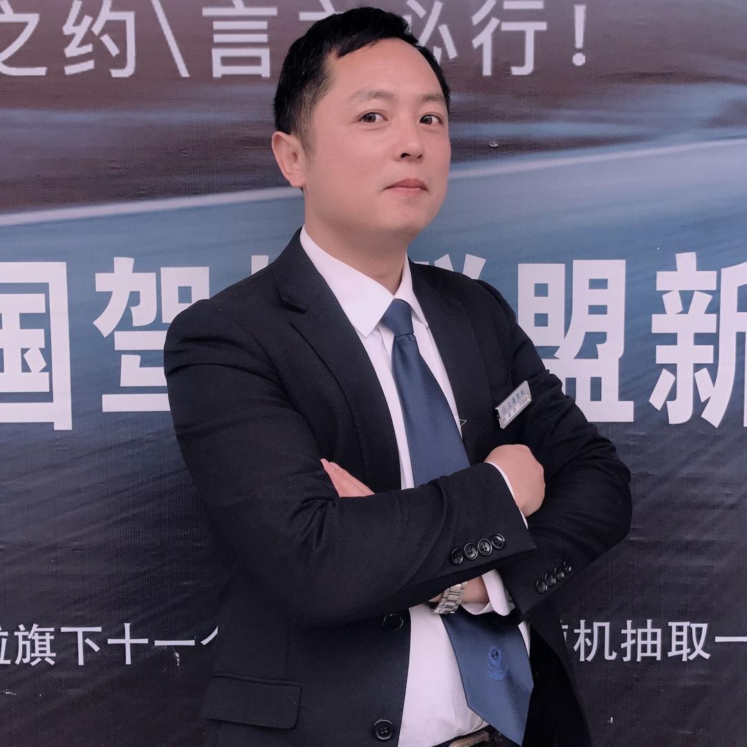 岳阳市公路驾校万教练