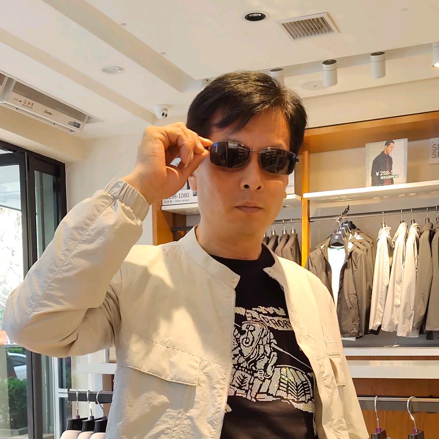 易县半百杉杉男装