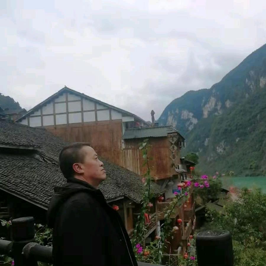 独臂张大哥🀄️