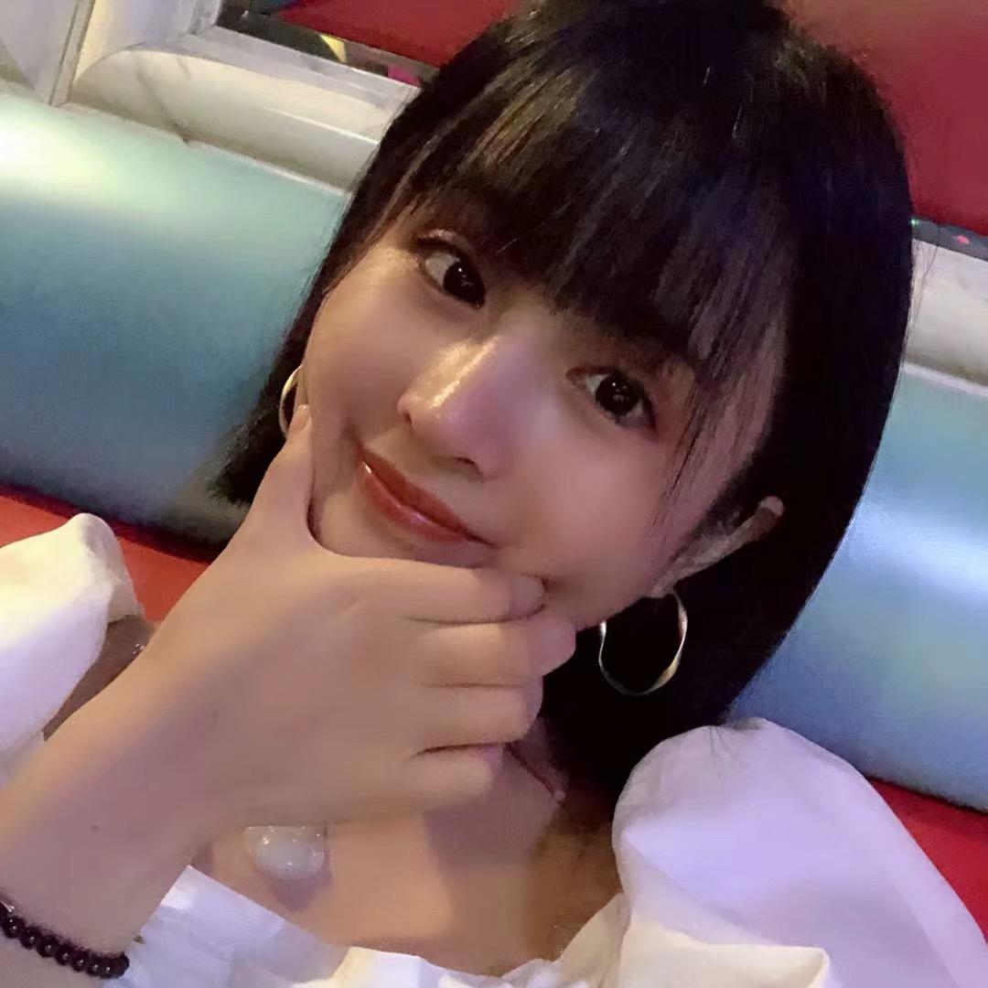 爱笑的女孩。