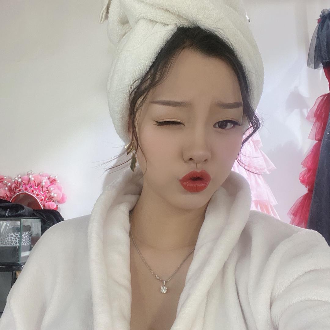 鹿小葵儿～拒绝连赞