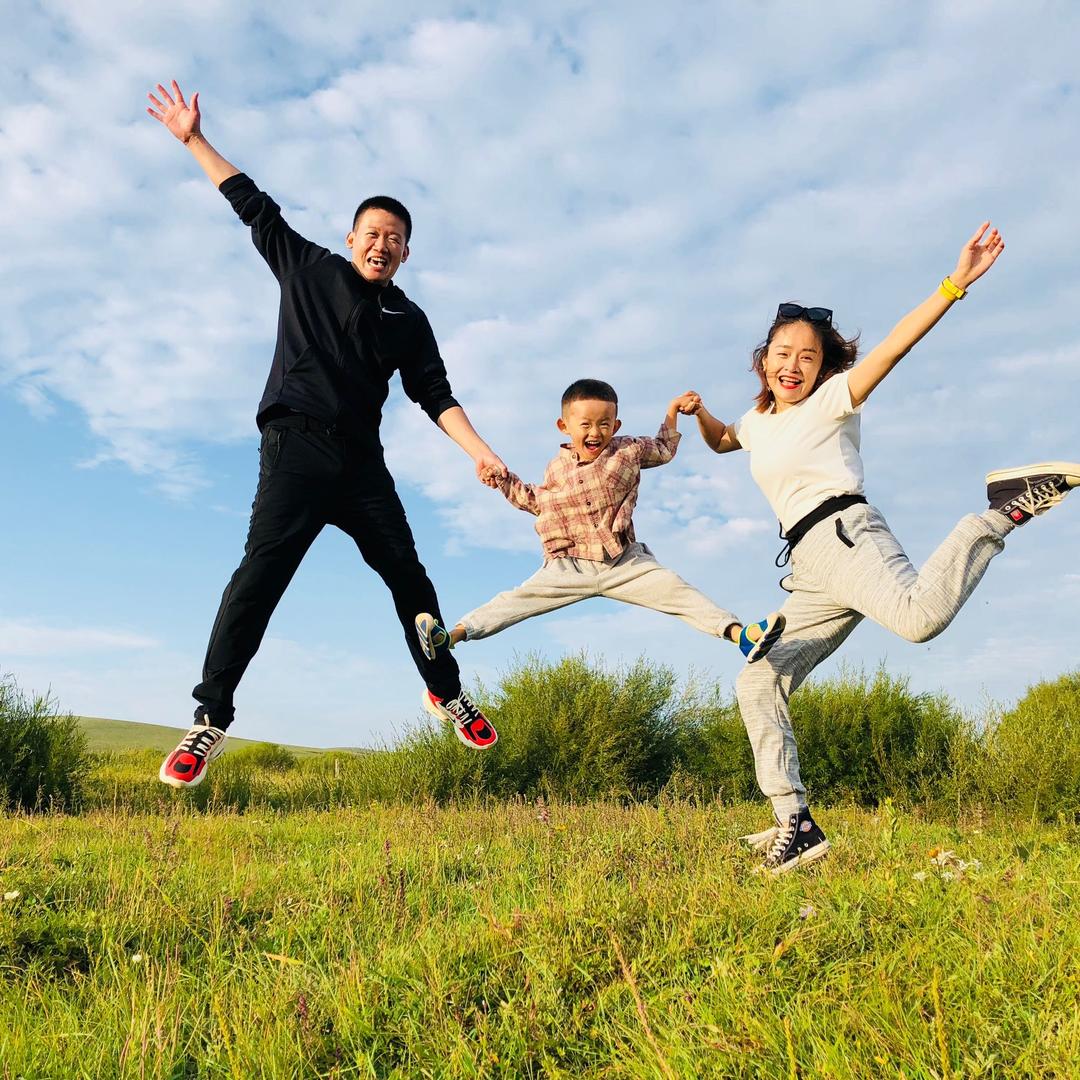 可爱小灰灰