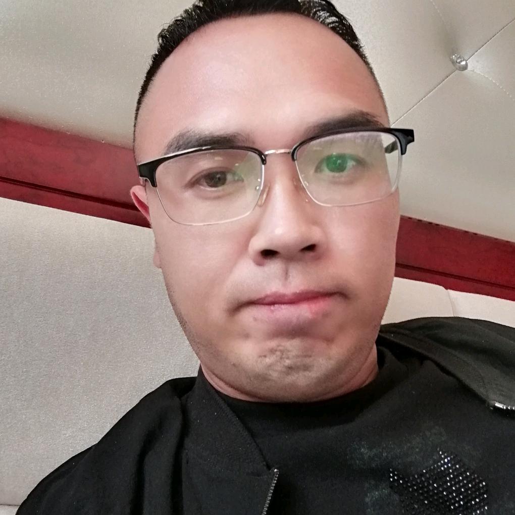 骑着蜗牛撵大象😜！