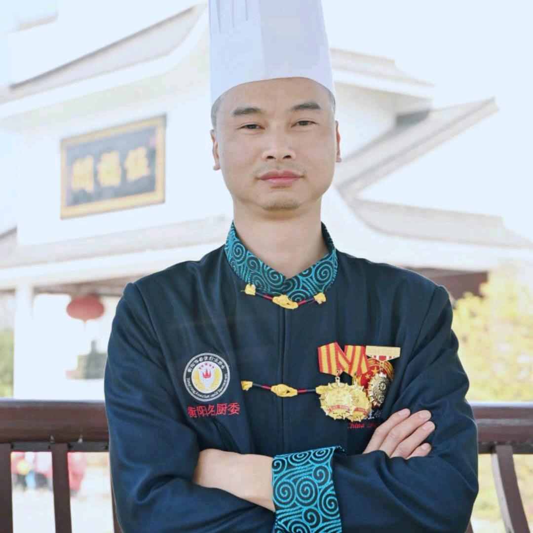 唐兴平技能大师工作室