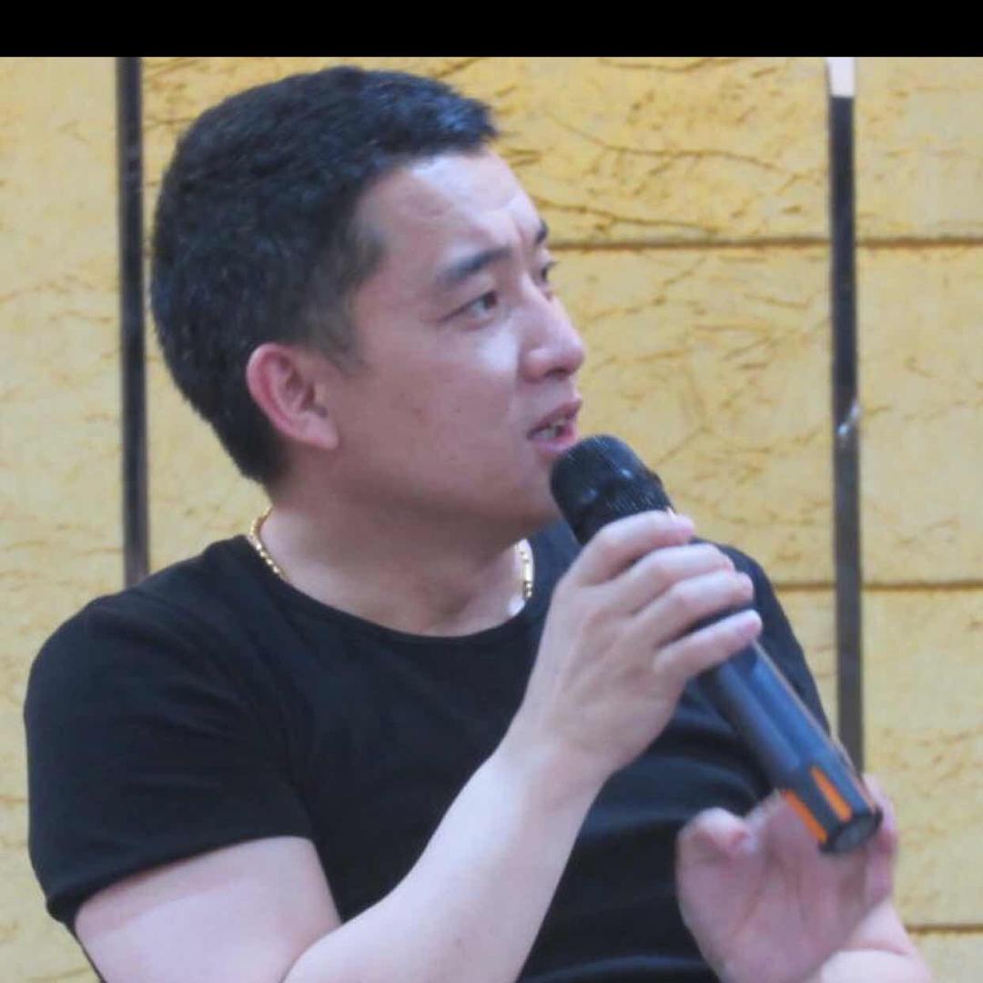 拉丁曼一杨万勇     灯带一哥