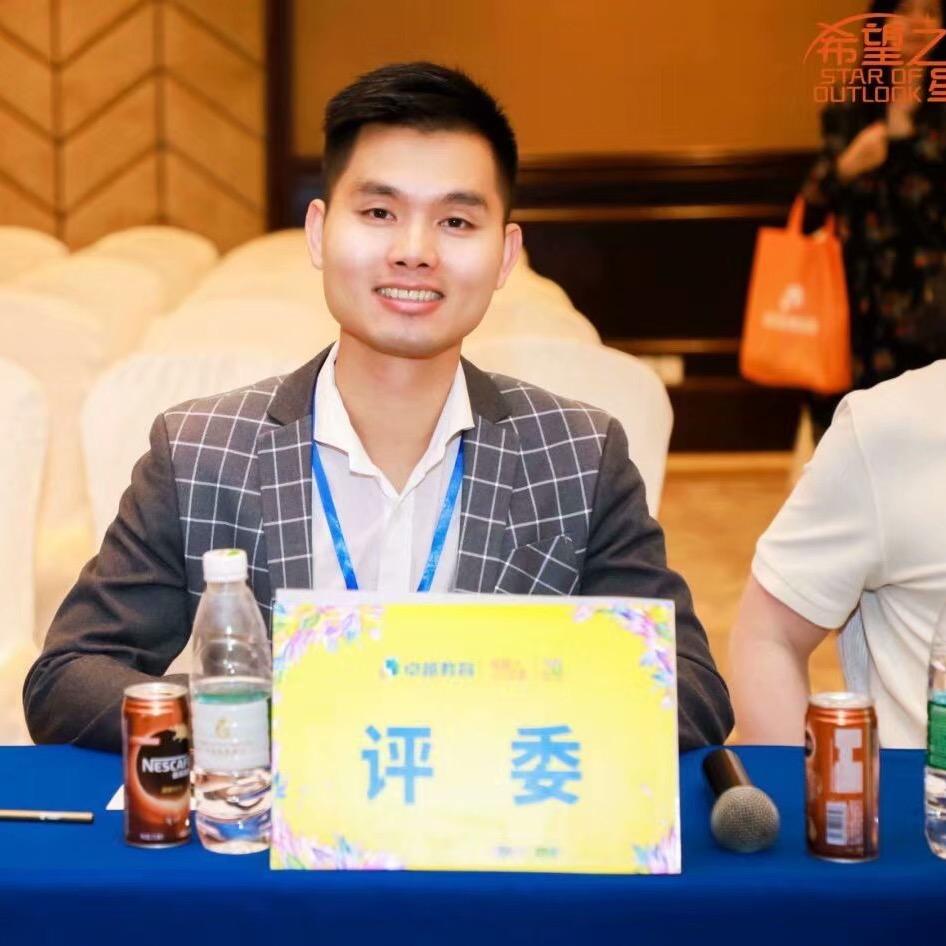 蓝卫国英语演讲辩论戏剧(Michael)