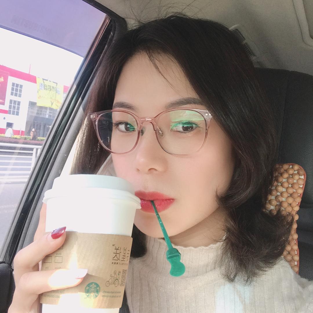 艾米1002