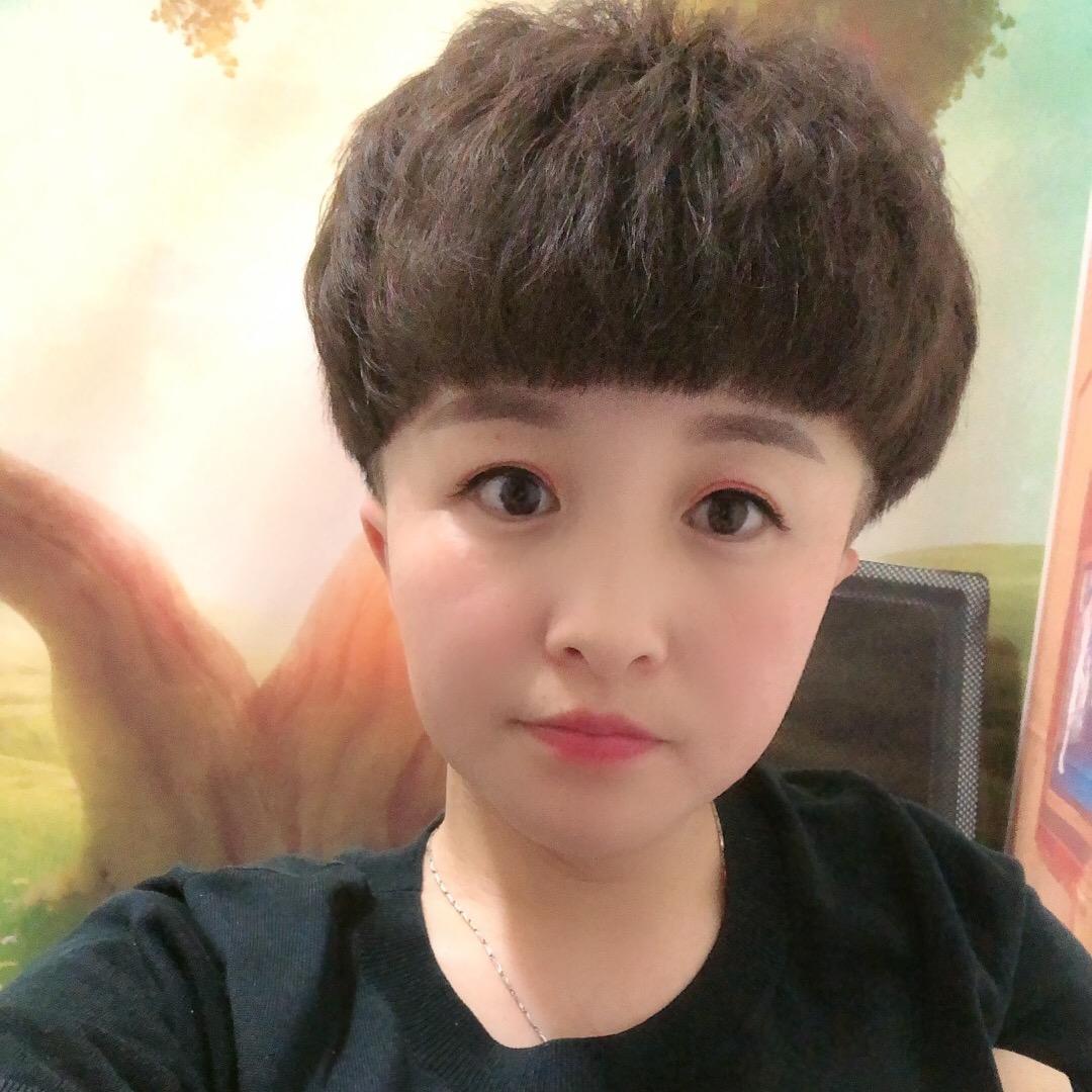 坚强的小丽