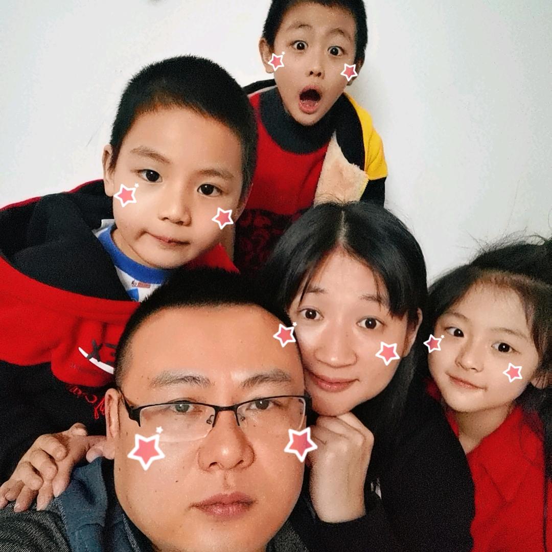 一家五口的幸福