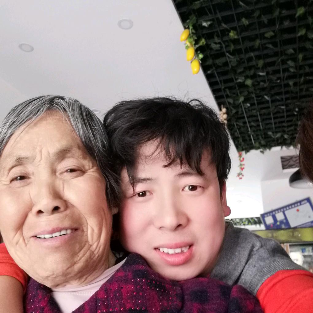 镇安县面粉厂纸包鱼小齐哥