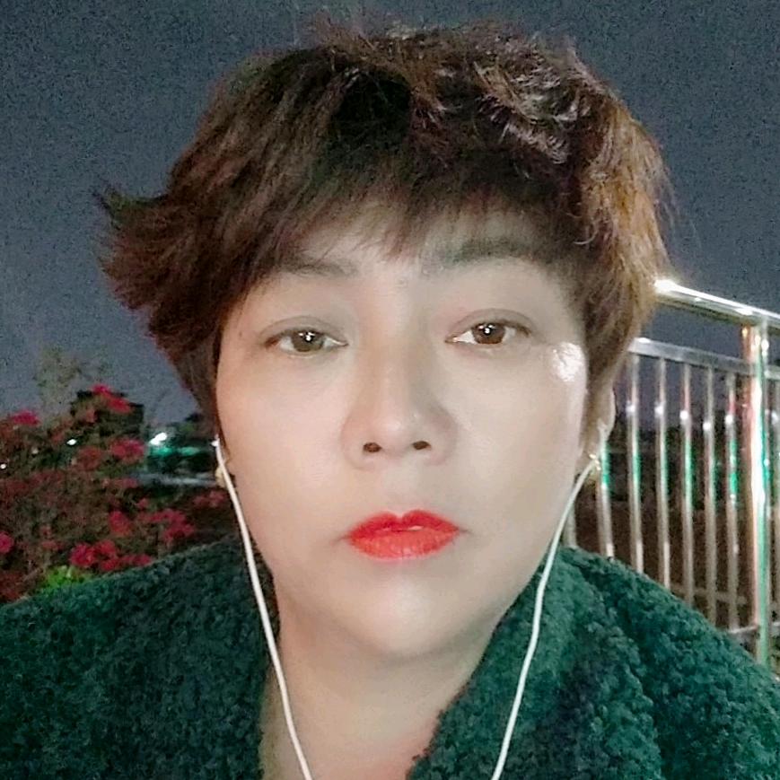幸福像花儿一样🌹
