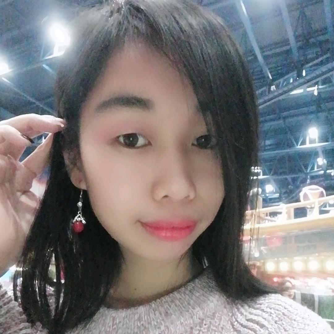 清晨的阳光绚丽多彩