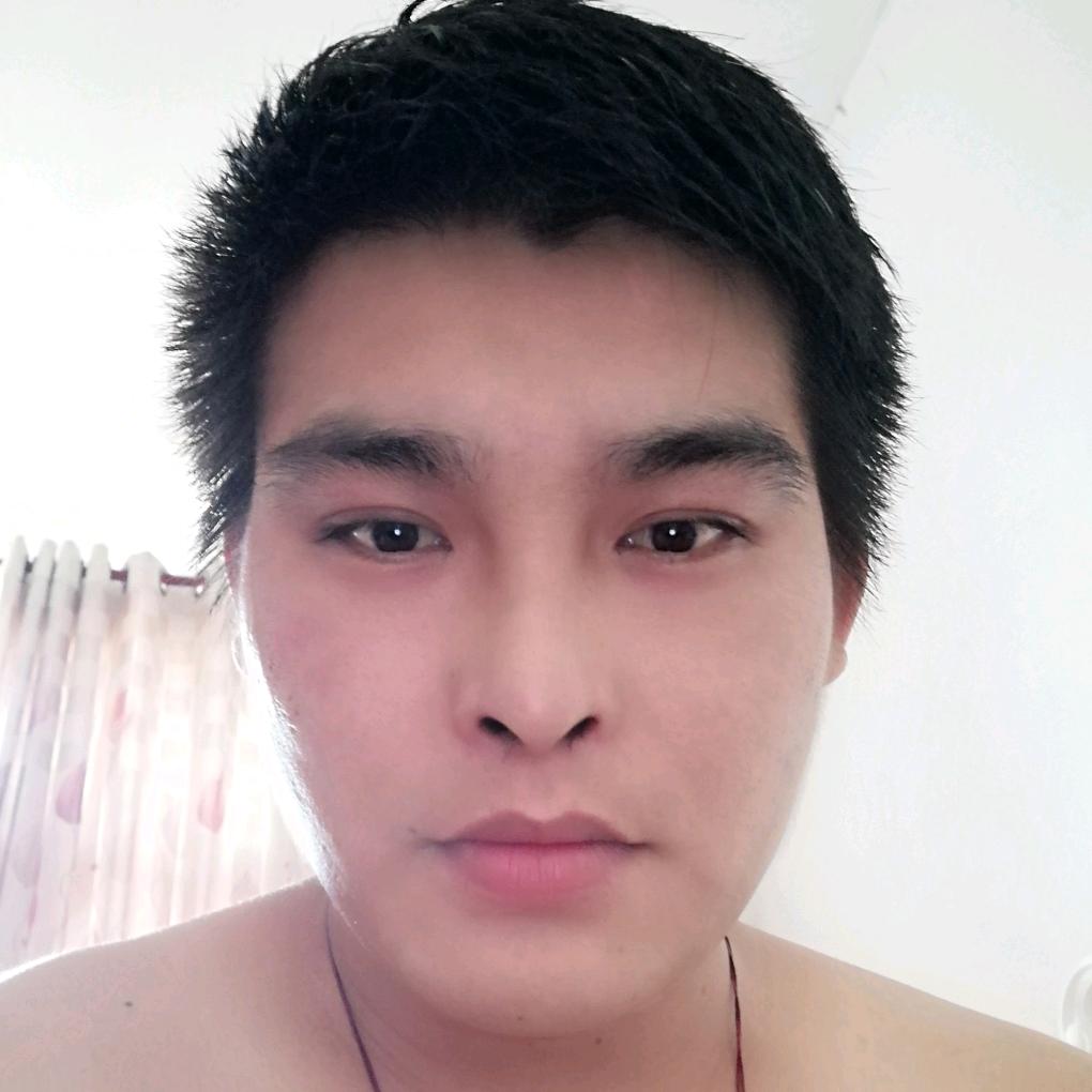 湖边的许愿树