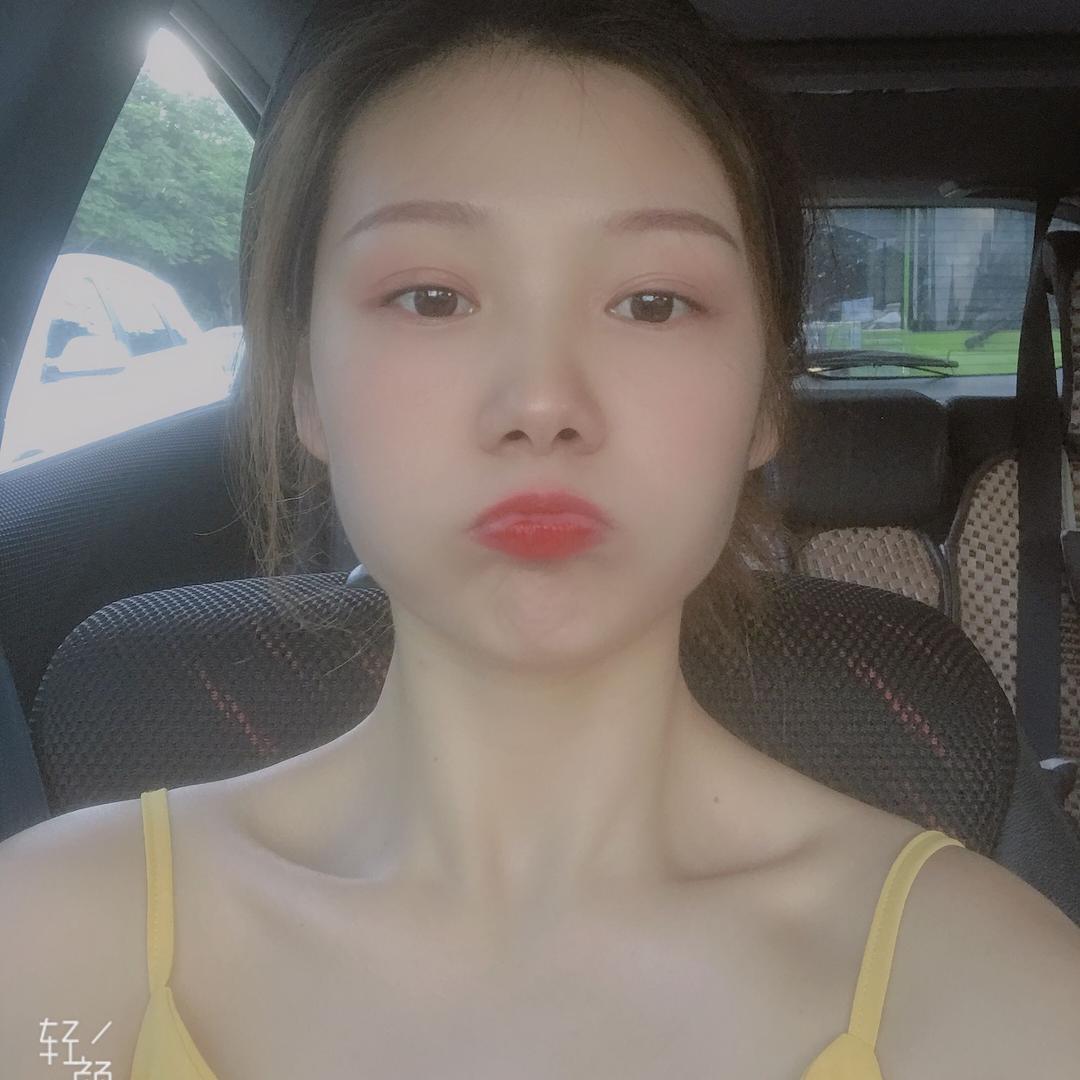 Y2鹏鹏（穿搭分享号）