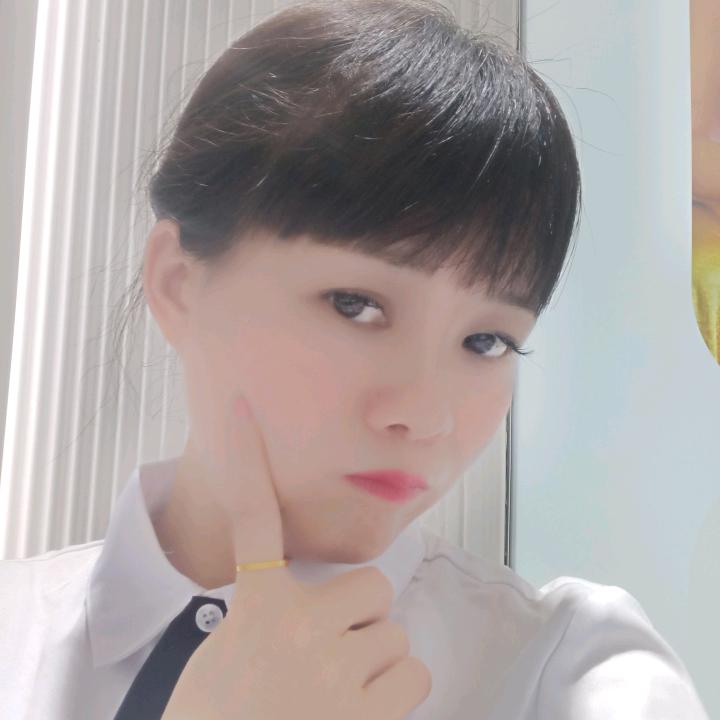 嫣然一笑