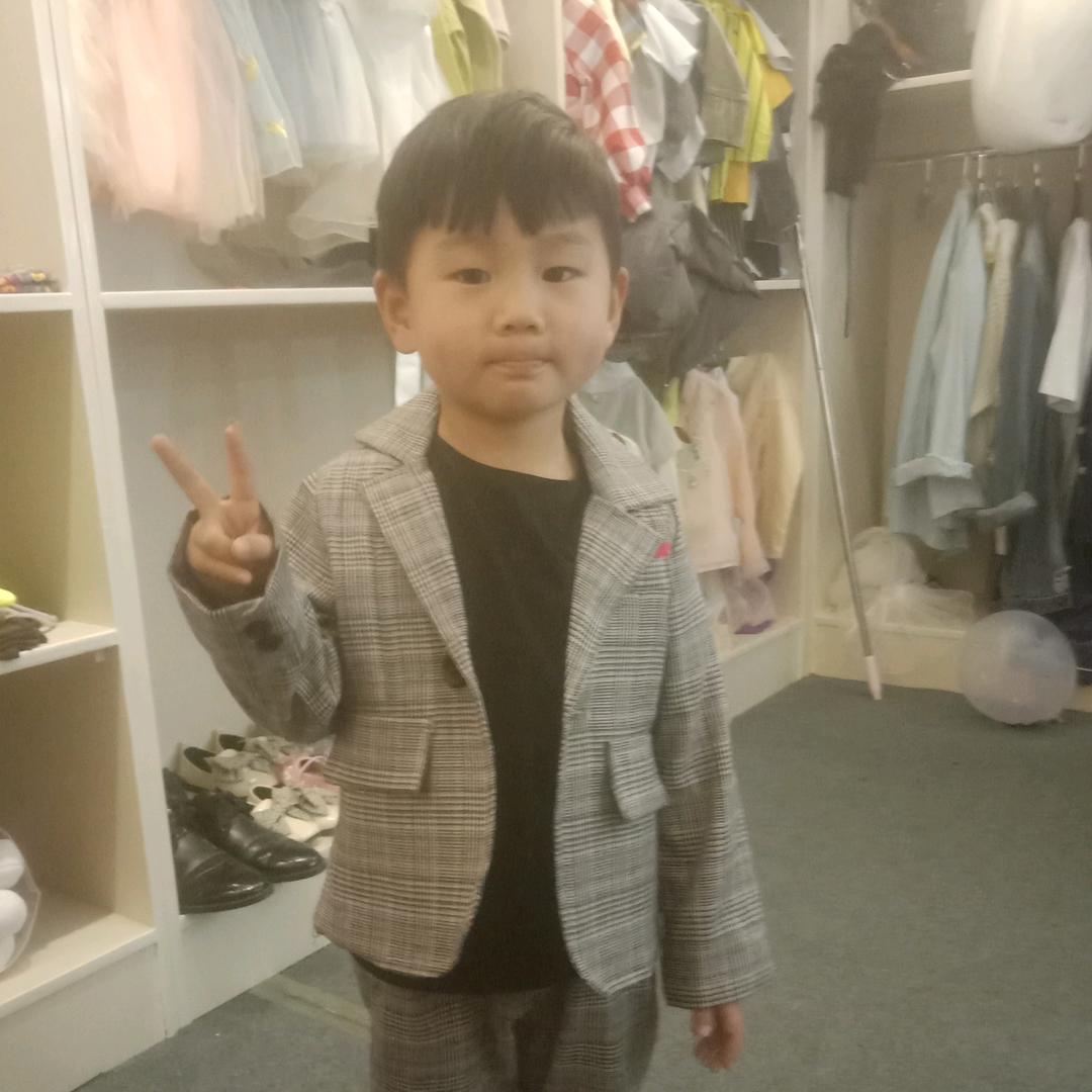 臭孩儿他爹