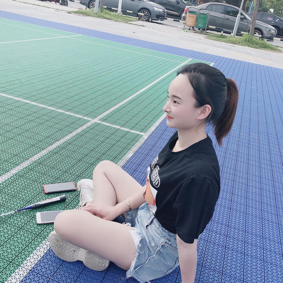 凌晨一点的猫🐱