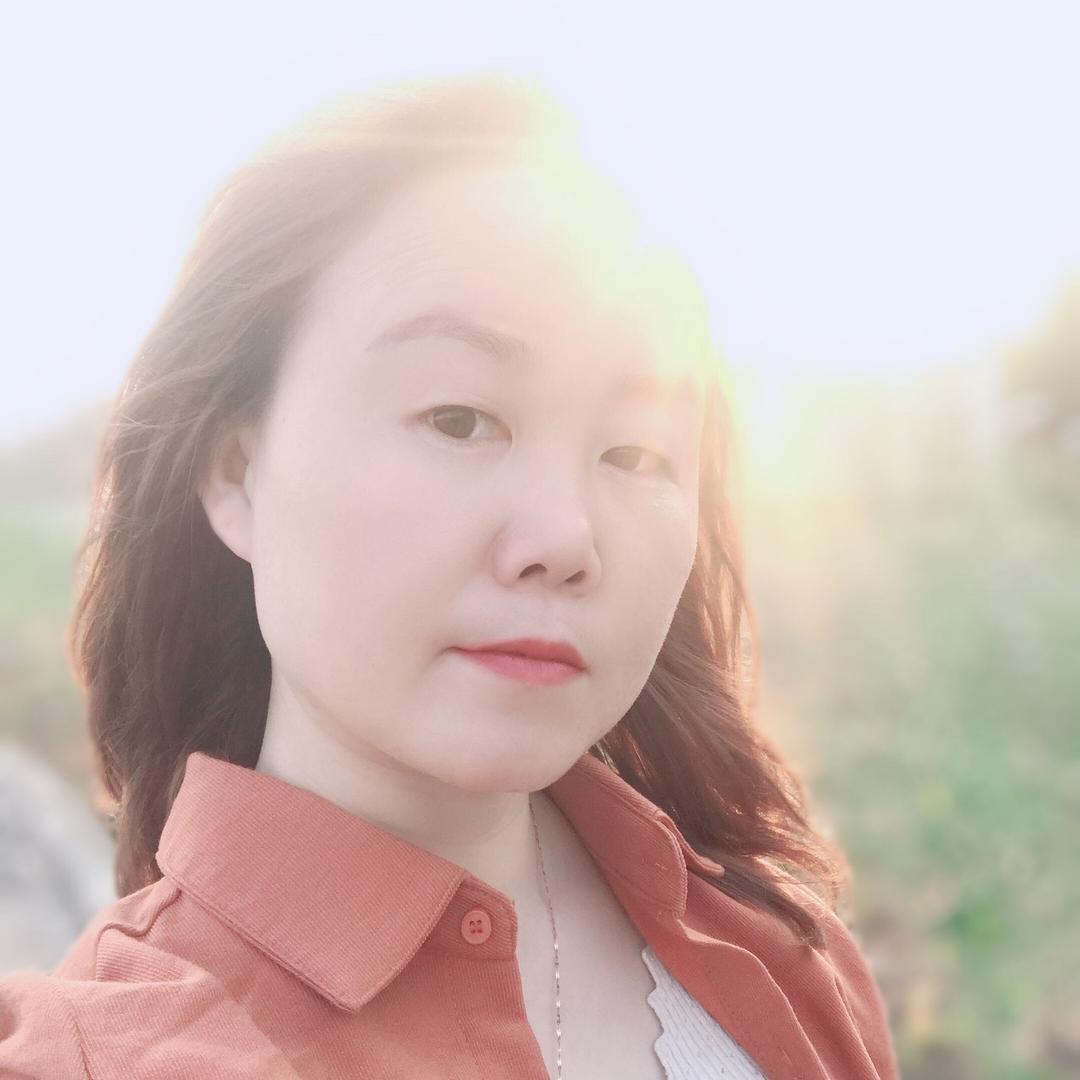 彩彩